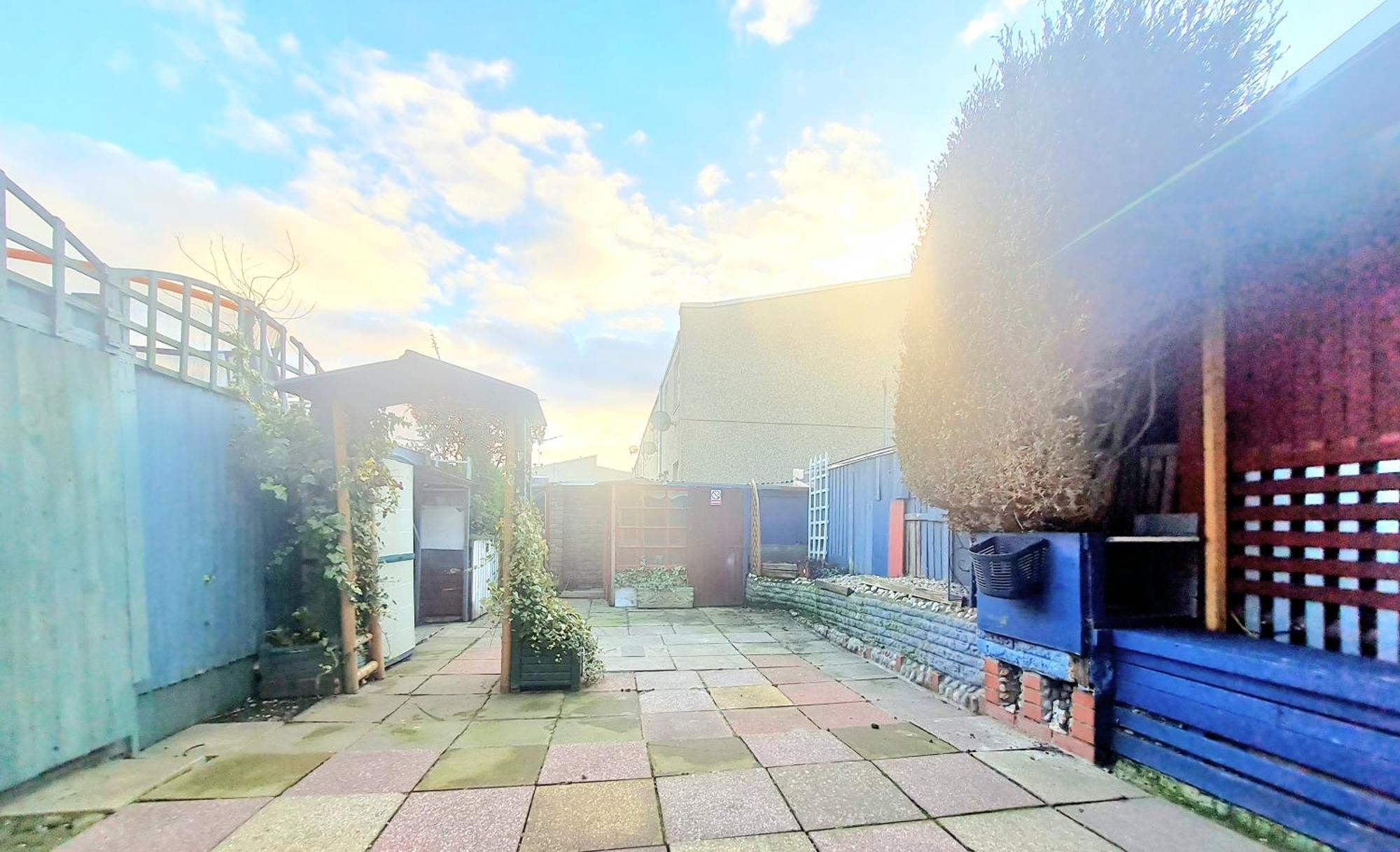 Cosy Luxurious 3 Bedroom House, Free Parking, Free Wifi, Private Garden, Free Netflix Havering Екстер'єр фото